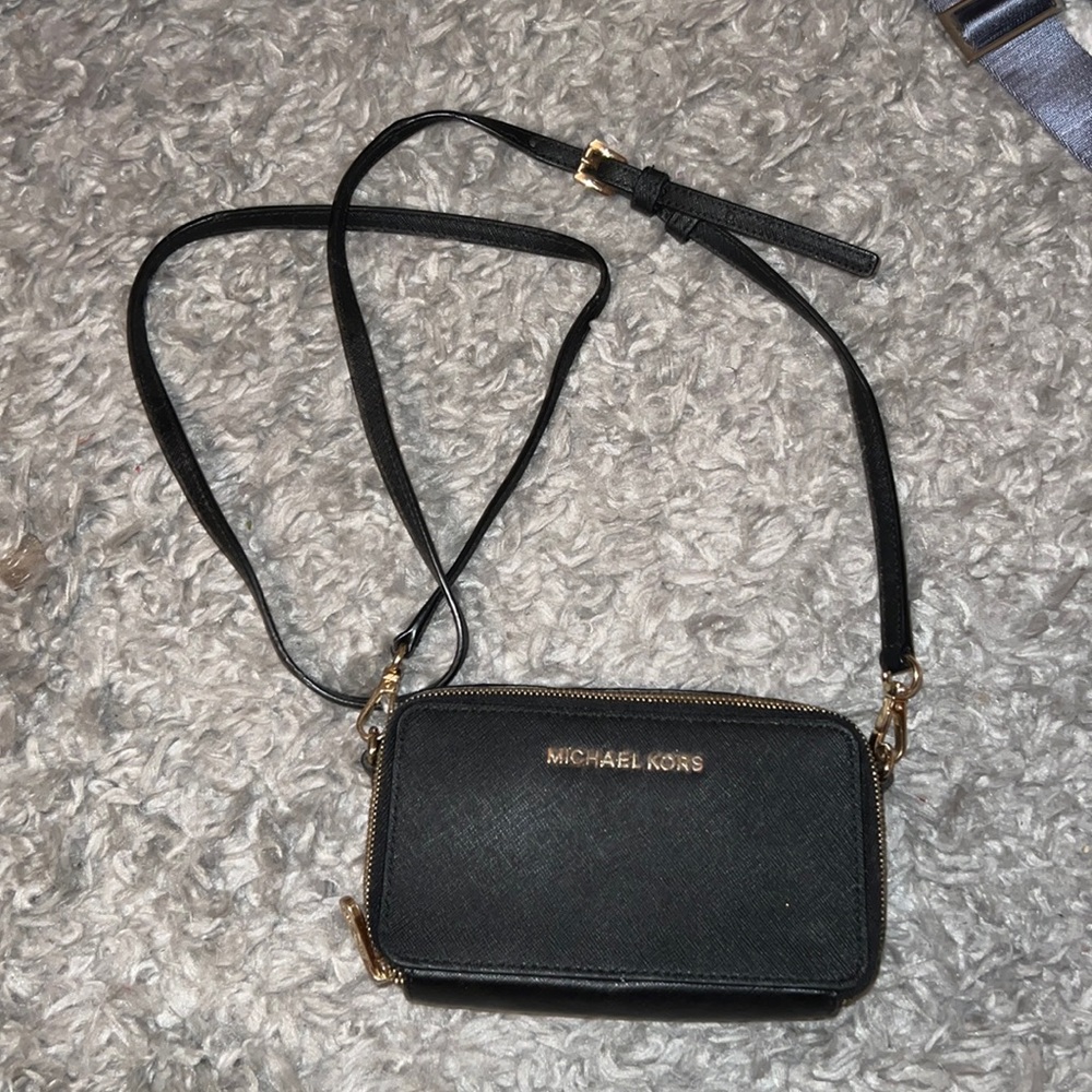 Michael Kors cross body